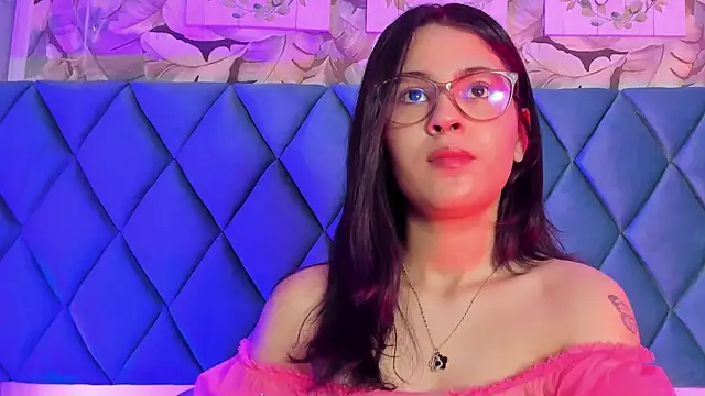 MaiaaCandy online show from December 2025 09:31:02 PM