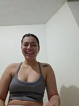 Snapshot of AmaiaSalvatore chatting on June 2026 08:24:01 PM AmaiaSalvatore online show from June 2026 08:24:01 PM