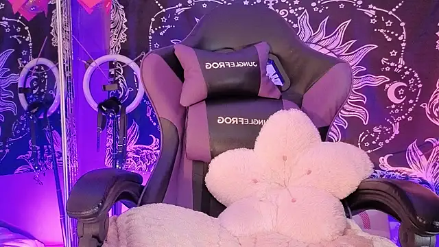 Gaia Gatex online show from February 2026 12:45:02 PM