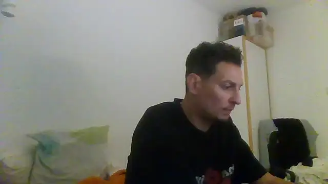 Snapshot of ARTANIS20 chatting on September 2025 09:53:01 AM ARTANIS20 online show from September 2025 09:53:01 AM