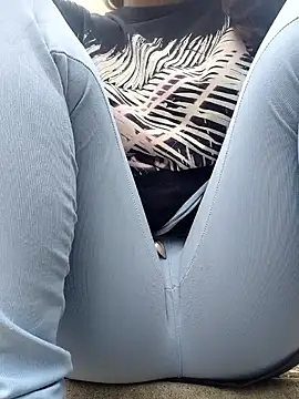 dyjaA online show from March 2026 06:14:02 PM