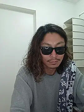 specialz0831 online show from May 2026 01:16:02 PM