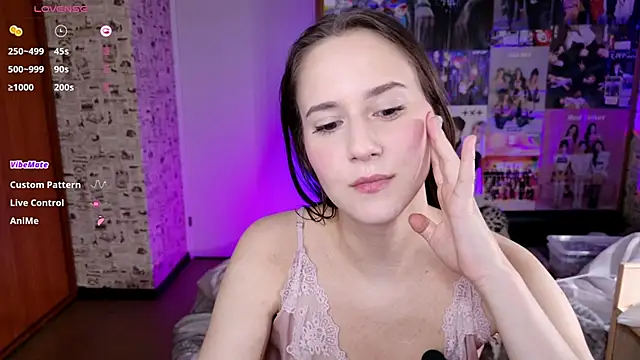 LucyRose3 online show from November 2025 03:45:01 PM