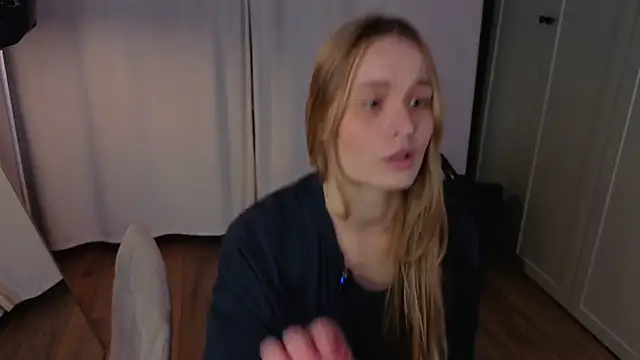 lisa schiele online show from April 2026 08:36:02 PM