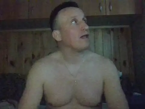 Maksymilian1 online show from April 2026 07:00:02 PM
