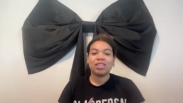 zahrabliss online show from October 2025 04:41:02 PM