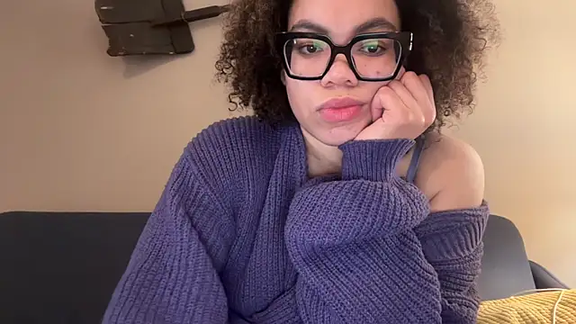 Snapshot of zahrabliss chatting on December 2025 07:20:01 PM zahrabliss online show from December 2025 07:20:01 PM