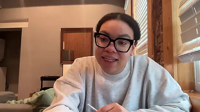 Snapshot of zahrabliss chatting on January 2026 04:42:02 PM zahrabliss online show from January 2026 04:42:02 PM