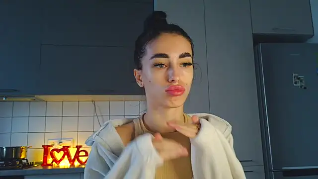 EvaMelnik online show from October 2025 02:25:02 PM