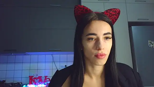 EvaMelnik online show from October 2025 03:11:02 PM