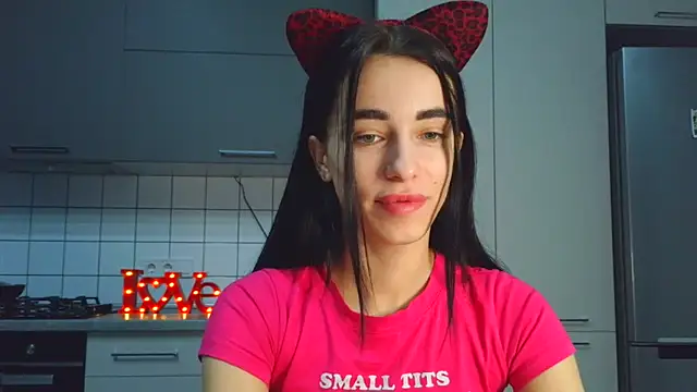 EvaMelnik online show from November 2025 05:25:02 PM