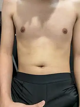 Snapshot of justinjuuuuun chatting on February 2026 07:08:02 AM justinjuuuuun online show from February 2026 07:08:02 AM