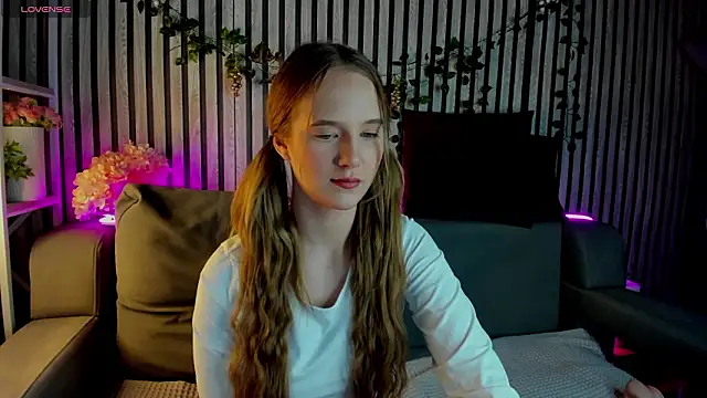 Casey Sweeet online show from February 2026 12:04:02 AM