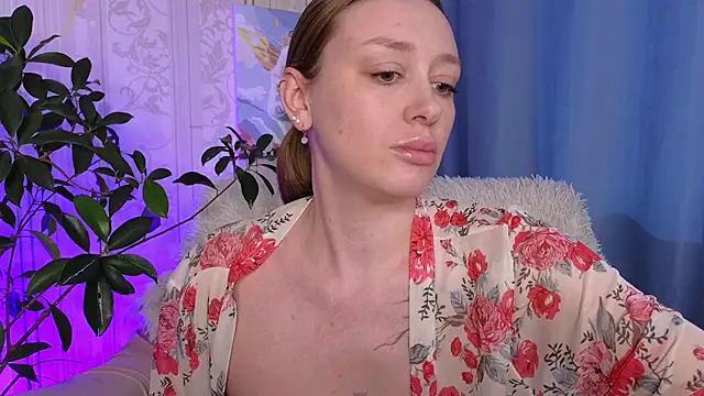 Snapshot of evashiny_ chatting on April 2026 03:59:01 AM evashiny online show from April 2026 03:59:01 AM