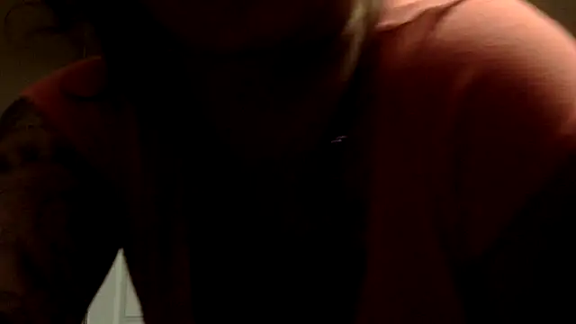 Flossee online show from November 2025 05:44:01 AM