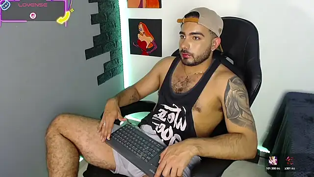 adamhairy online show from January 2026 08:01:01 PM