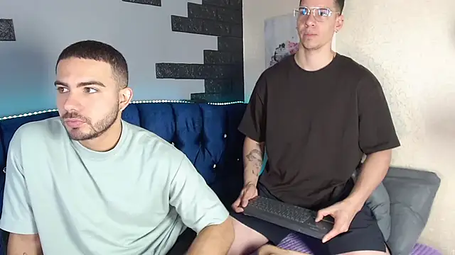 adamhairy online show from May 2026 02:17:01 AM