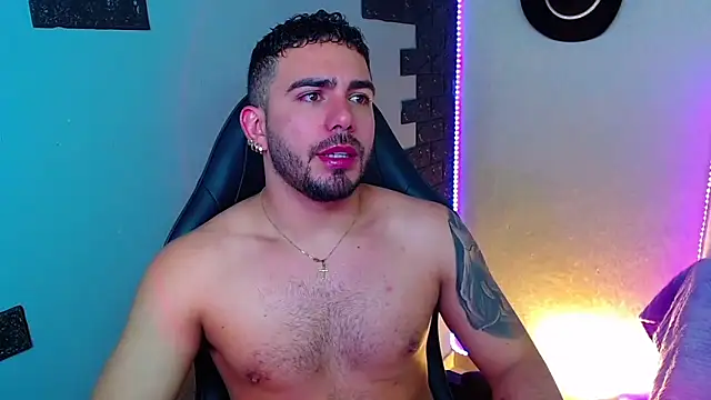 adamhairy online show from July 2026 07:24:01 PM