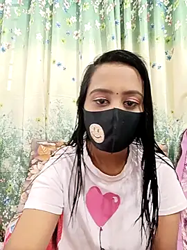 Snapshot of Prova-2 chatting on December 2025 11:04:02 AM Prova-2 online show from December 2025 11:04:02 AM