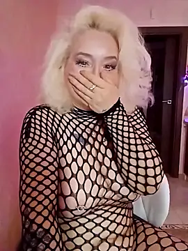 SquirtMilf00 online show from March 2026 03:30:01 AM