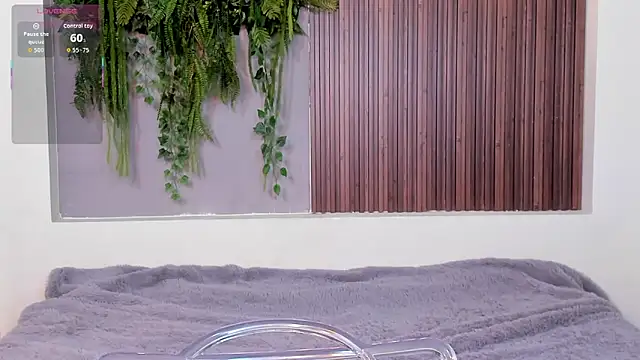 Snapshot of Dakotaferreti chatting on September 2025 08:01:02 PM Dakotaferreti online show from September 2025 08:01:02 PM