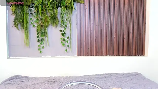 Snapshot of Dakotaferreti chatting on October 2025 08:20:01 PM Dakotaferreti online show from October 2025 08:20:01 PM