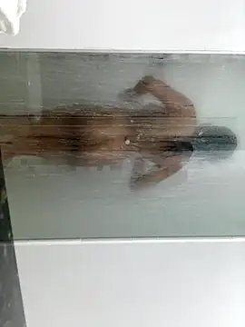 Snapshot of Dakotaferreti chatting on October 2025 03:40:01 PM Dakotaferreti online show from October 2025 03:40:01 PM