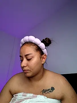 Snapshot of Nicoll_31 chatting on December 2025 12:26:02 AM Nicoll 31 online show from December 2025 12:26:02 AM