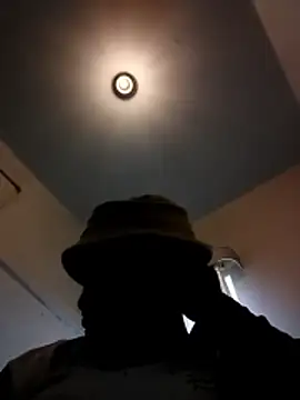 AcetousAbb online show from November 2025 03:13:02 PM