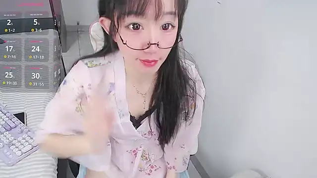 Angela-AMY online show from December 2025 03:02:02 AM