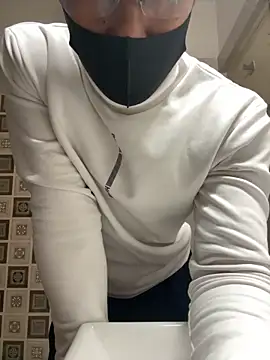 Snapshot of Atngt_69 chatting on November 2025 05:01:02 PM Atngt 69 online show from November 2025 05:01:02 PM