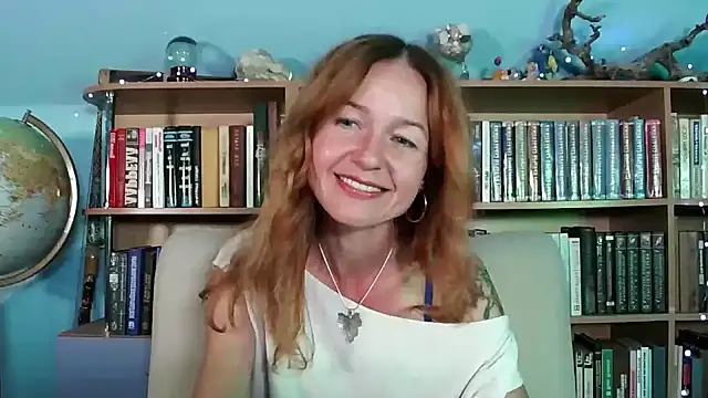 Snapshot of Foxilady357 chatting on September 2025 02:06:01 PM Foxilady357 online show from September 2025 02:06:01 PM