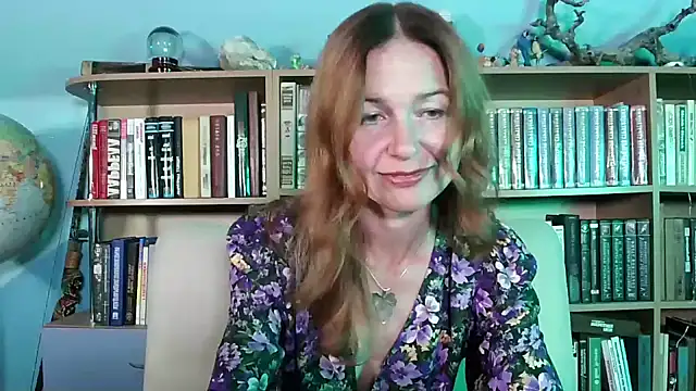 Snapshot of Foxilady357 chatting on September 2025 02:29:02 PM Foxilady357 online show from September 2025 02:29:02 PM