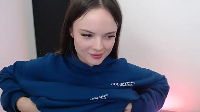 Ariella ari online show from September 2025 02:40:01 PM