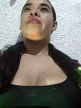 Valenn fernandez online show from April 2026 11:10:02 PM