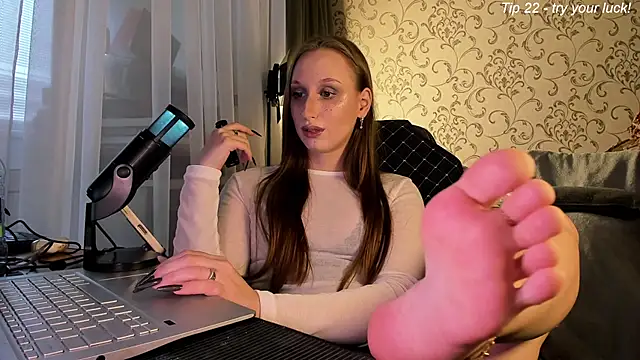 DarcySiren online show from April 2026 08:39:02 AM