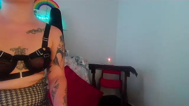 Snapshot of Mitsuha_gate chatting on November 2025 02:17:01 PM Mitsuha gate online show from November 2025 02:17:01 PM