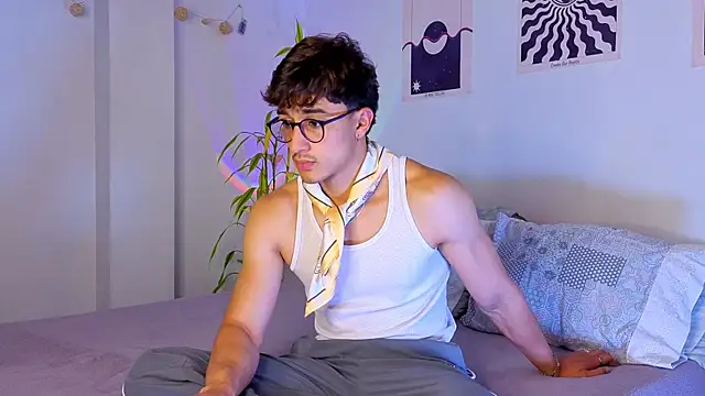 LatinReall online show from September 2025 11:15:01 PM