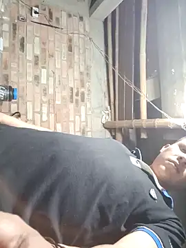 Snapshot of GaaraDiaz chatting on September 2025 12:43:01 AM GaaraDiaz online show from September 2025 12:43:01 AM