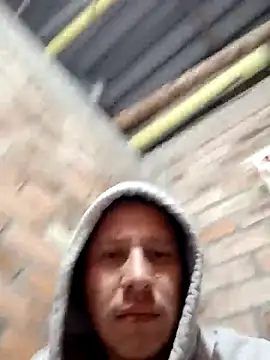 Snapshot of GaaraDiaz chatting on October 2025 02:53:01 AM GaaraDiaz online show from October 2025 02:53:01 AM