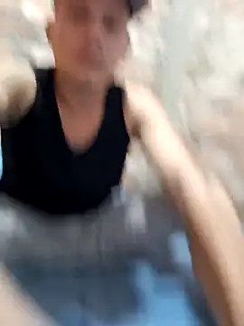 Snapshot of GaaraDiaz chatting on November 2025 01:17:01 AM GaaraDiaz online show from November 2025 01:17:01 AM