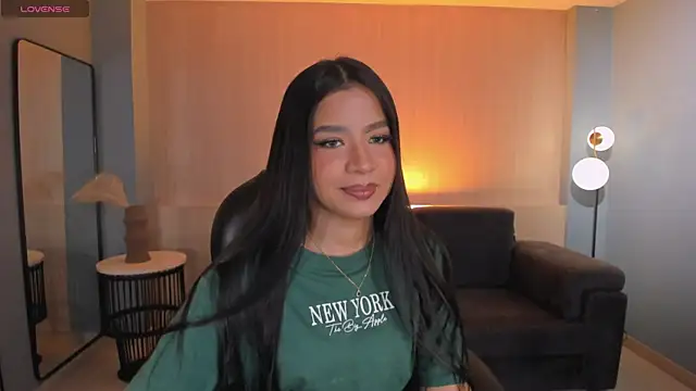 SophieHouston  online show from June 2026 02:35:02 AM
