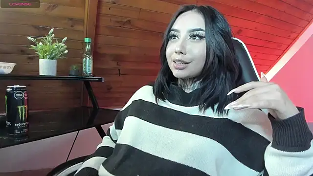  Morrigan  online show from November 2025 07:53:01 AM