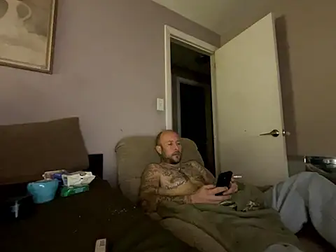 Snapshot of curis4270panda chatting on November 2025 03:07:01 AM curis4270panda online show from November 2025 03:07:01 AM