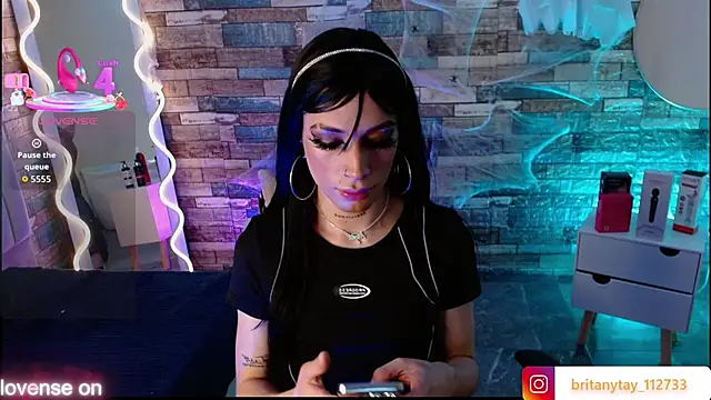 boyfox tay online show from October 2025 03:54:02 AM