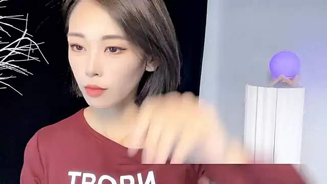 xiaoyue8888 online show from September 2025 12:55:02 AM