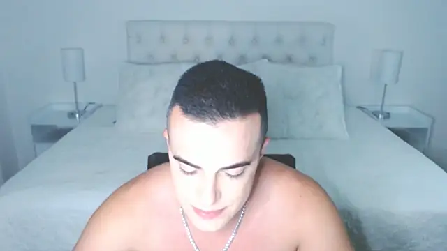 Snapshot of mr_hunterx chatting on September 2025 01:21:02 AM mr hunterx online show from September 2025 01:21:02 AM