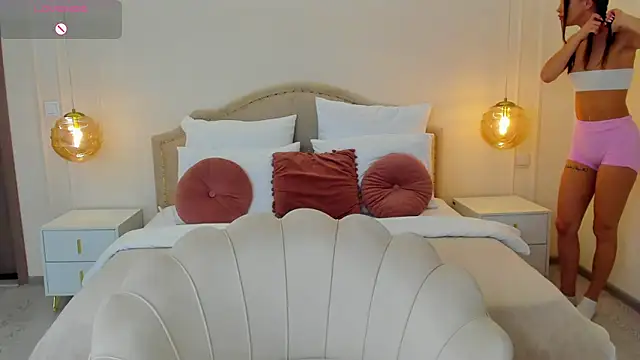 MilaMour online show from January 2026 08:24:02 PM