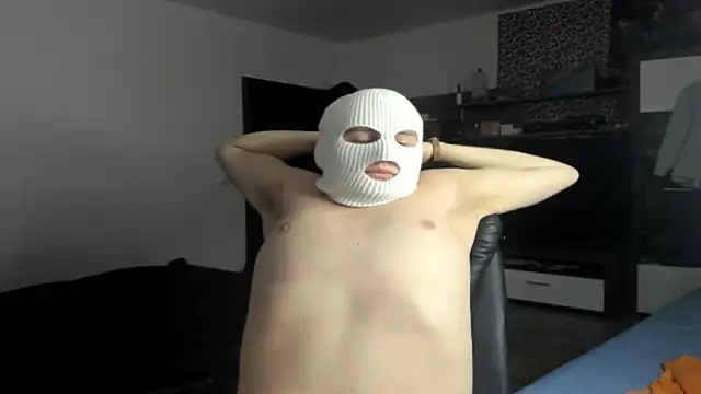 Snapshot of romiosabrino chatting on November 2025 03:23:02 PM romiosabrino online show from November 2025 03:23:02 PM