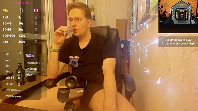 romiosabrino online show from May 2026 10:18:02 PM
